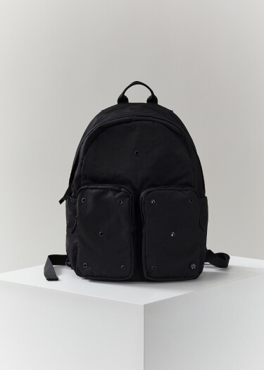 black backpack photo