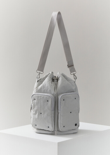 silver bucketbag photo