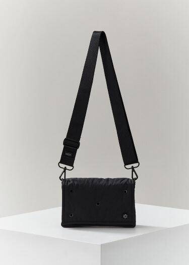 black squarebag photo