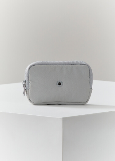 gray wallet photo