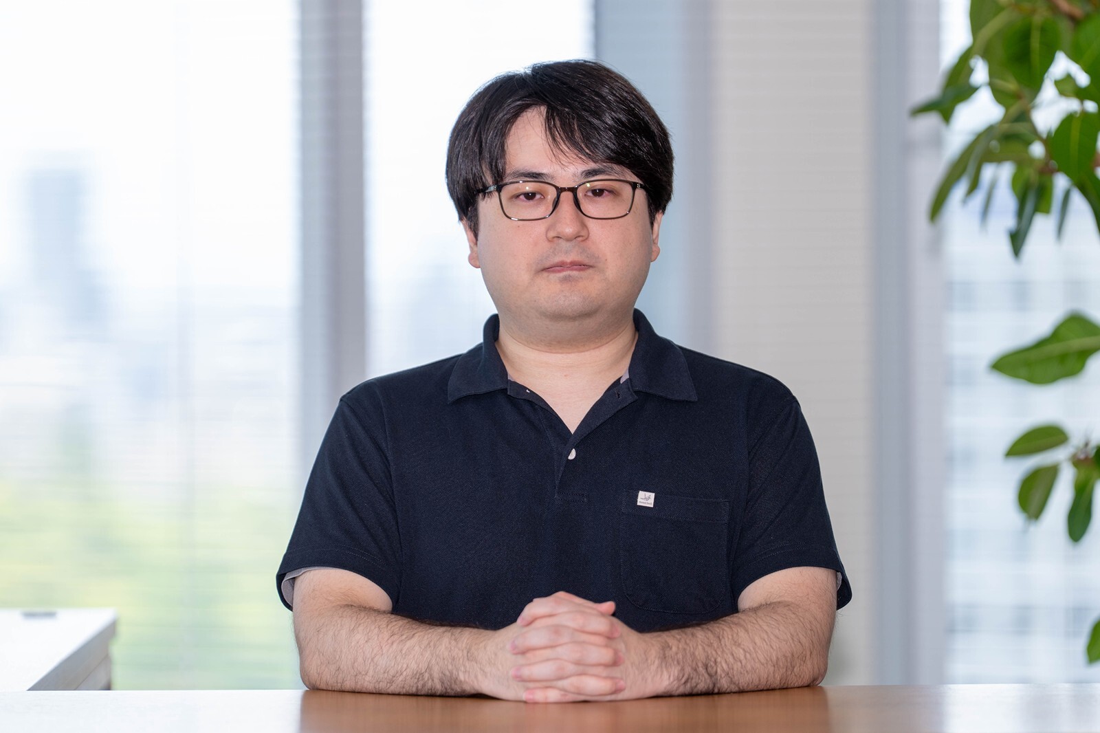 瀬川さん正面写真