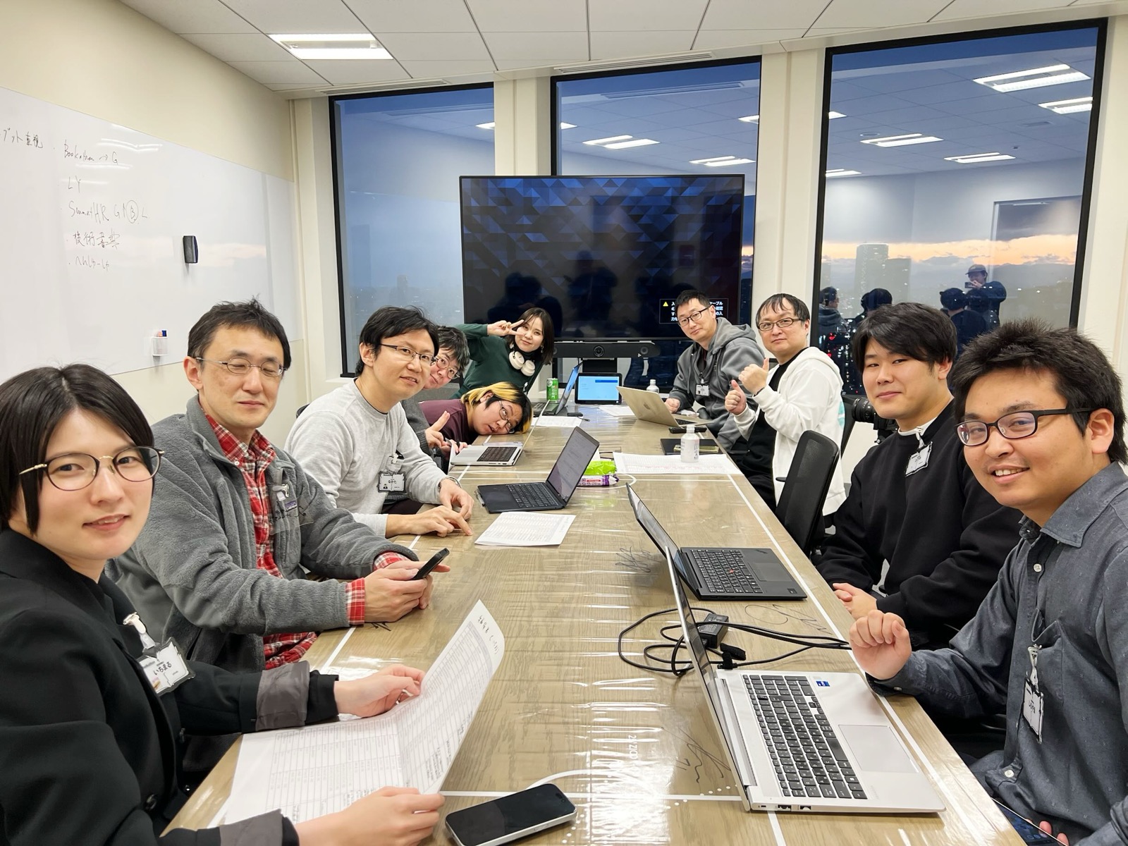 アドバイザリーボードと協賛各社による審査