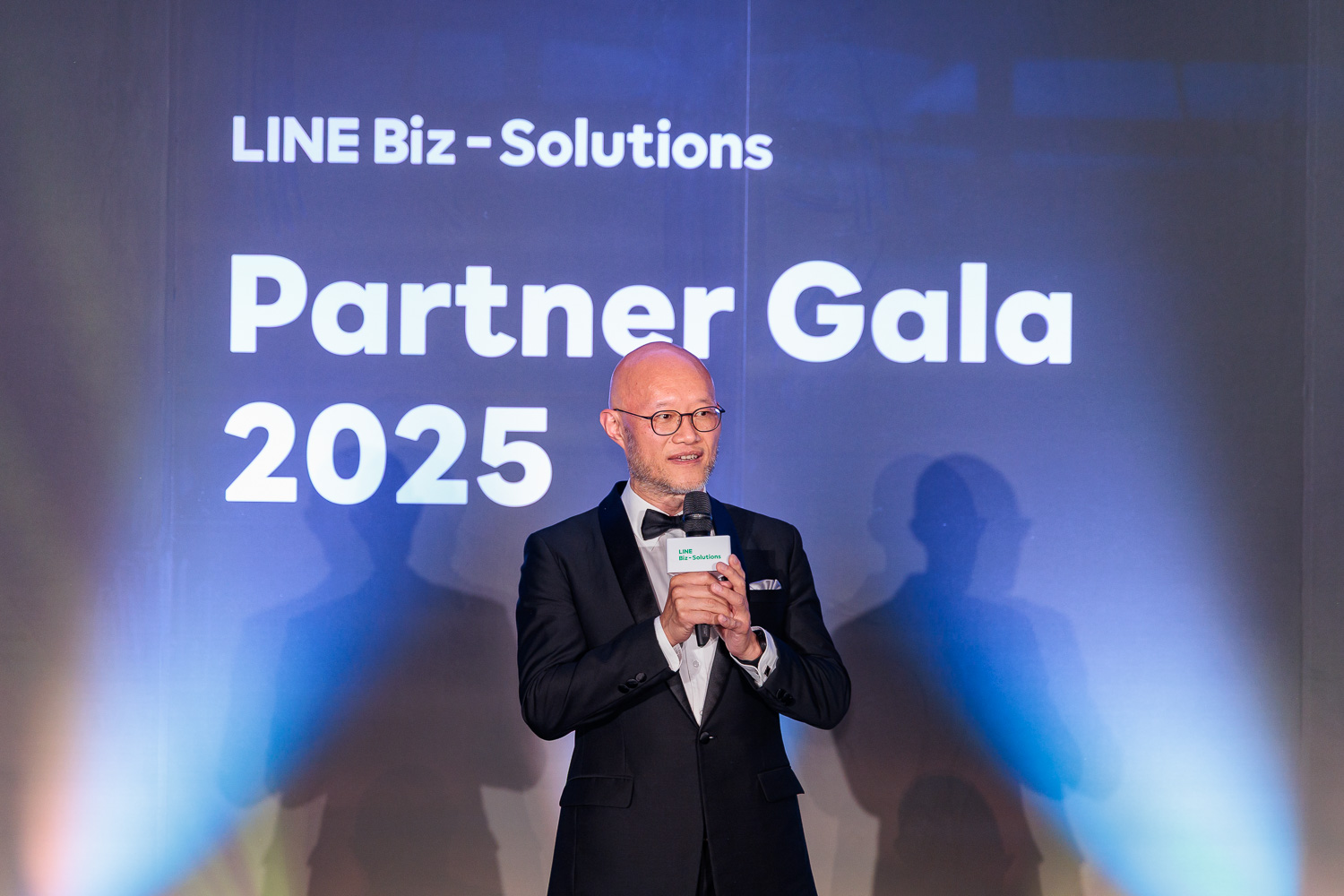 圖說：LINE台灣執行長陳立人，感謝夥伴們與LINE共同書寫出的榮耀篇章。