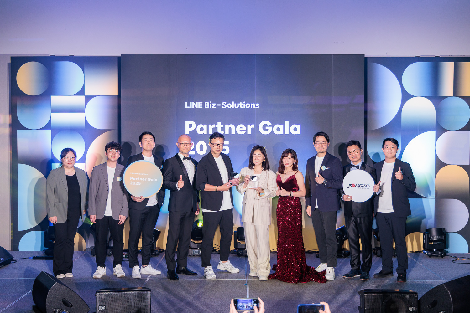 圖說：傑思‧愛德威媒體股份有限公司榮獲2025年LINE Account Solutions及Display Solutions雙鑽石級夥伴殊榮。