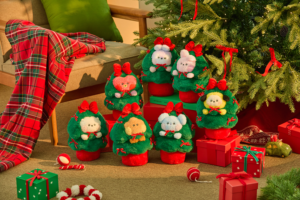 BT21 CHIMMY minini TREE PLUSH PETITE HOLIDAY