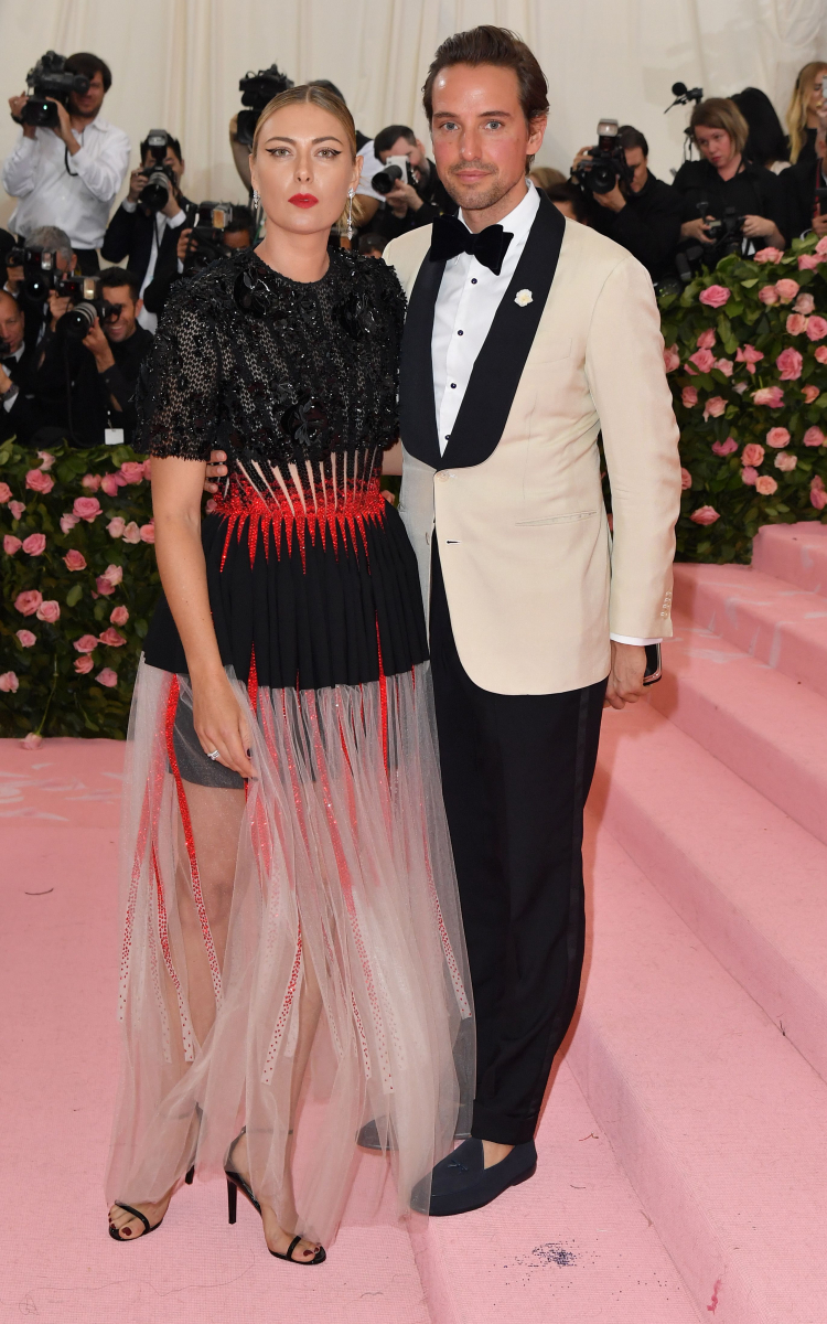 マリア・シャラポワ、イケメン実業家とのパリデートをキャッチ！（SPUR