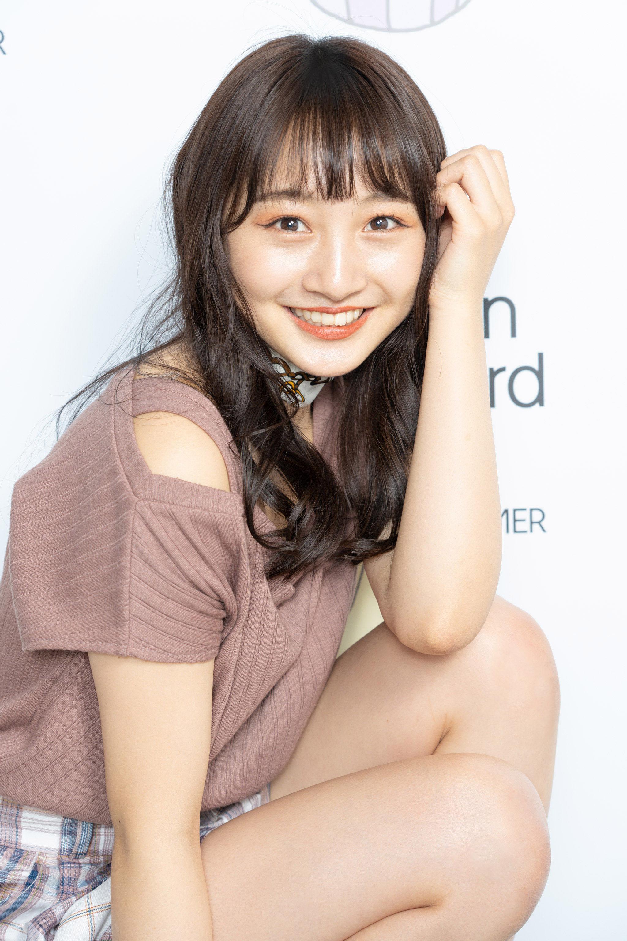 山本彩加 生写真 等グッズセット 500 AKB48 x VILLAGE VANGUARD 生写真 山本彩加 - メルカリ