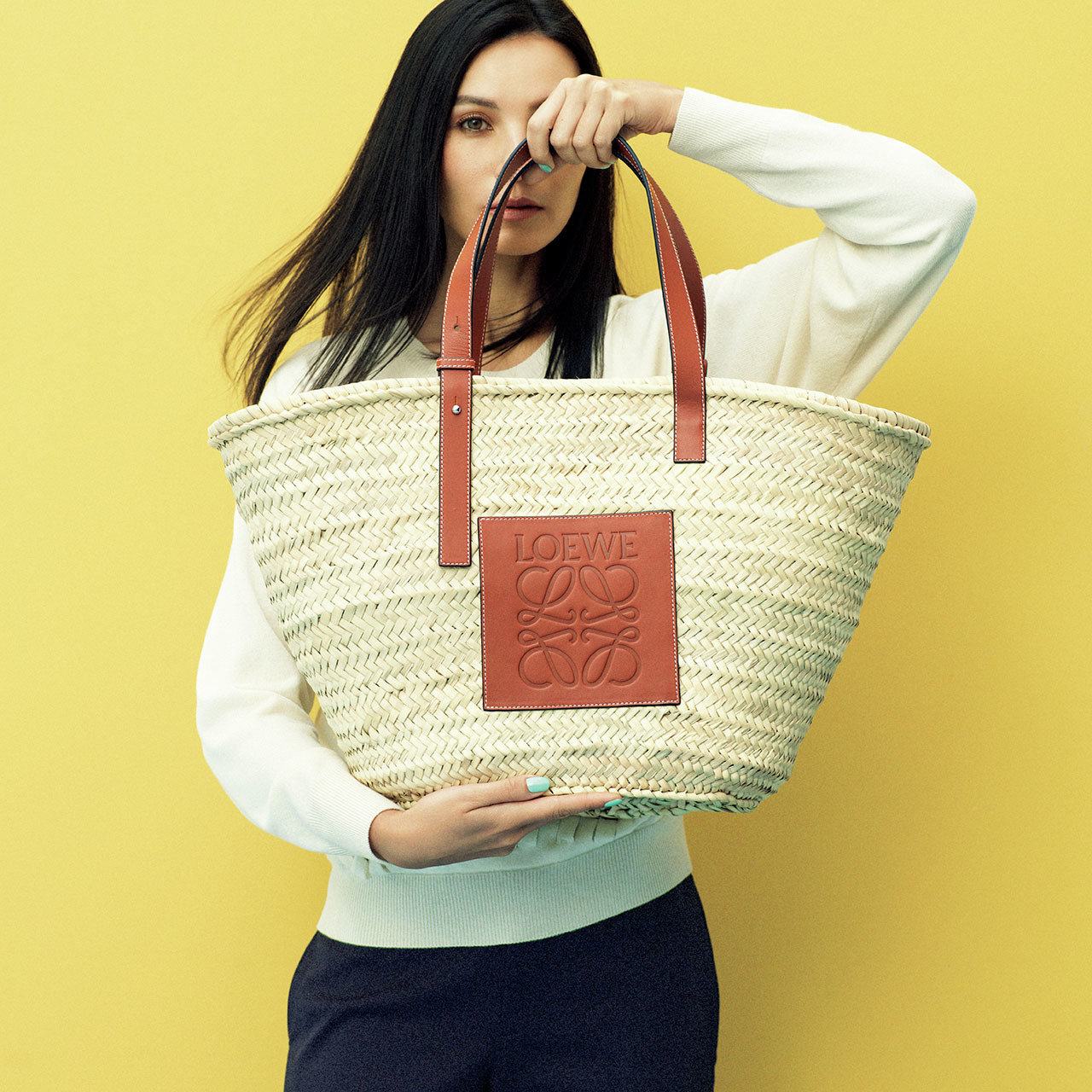 希少！！残り僅か【LOEWE】パファーバッグ レザー ギフトにも◎ アンダー10万円でセレクト！気分が上がるブランドバッグ（Web