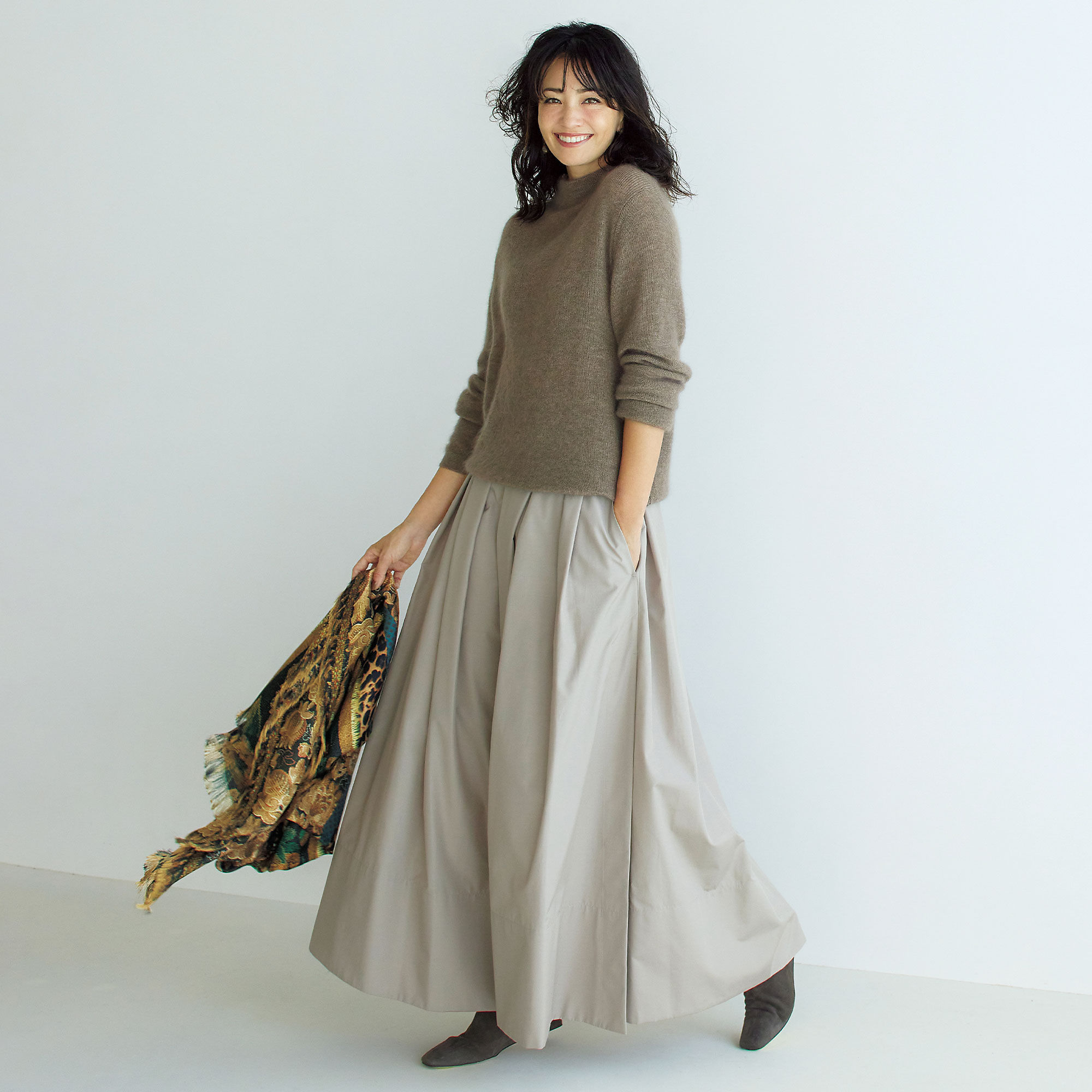 スタイリスト徳原文子さんが提案！「徳原文子×Chaos」の