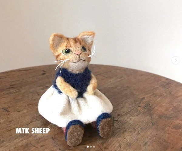 羊毛フェルト猫 【飛んでる猫】