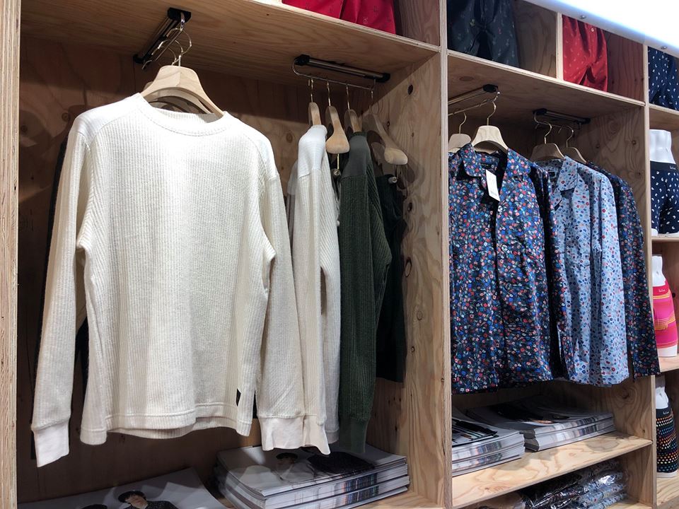 「ポール・スミス」限定店に超特急のメンバーがサプライズ来店（WWDJAPAN.com）
