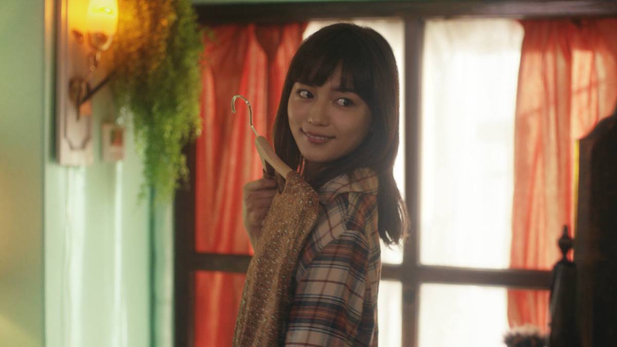 オーバーサイズテーラードジャケット　ベージュ　川口春奈着用 ライトオンが川口春奈を新イメージキャラクターに起用（WWDJAPAN）