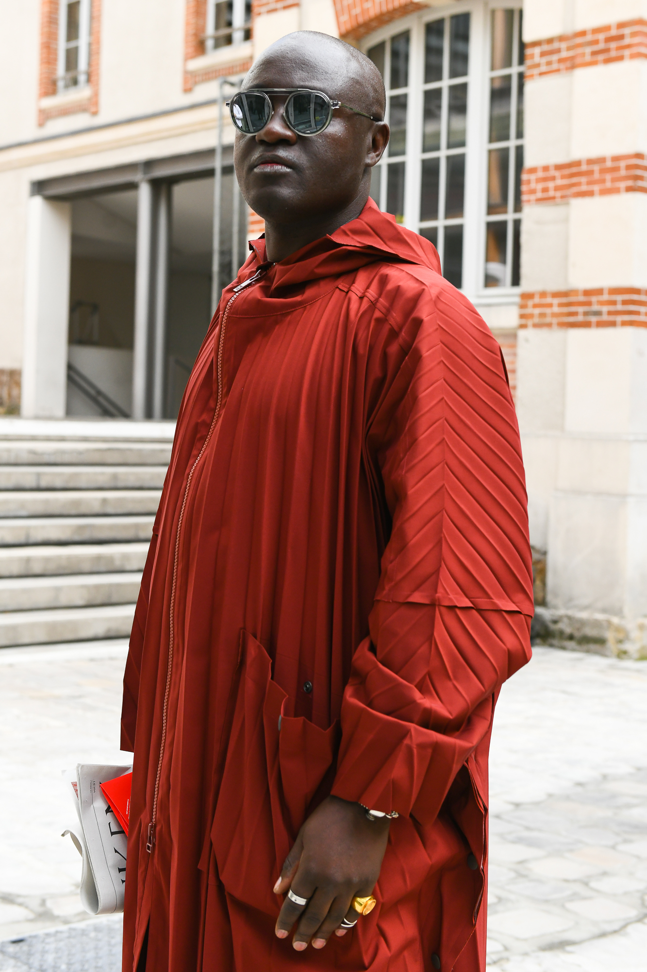 ISSEY MIYAKE　イッセイミヤケ　スヌード レッド　赤 ISSEY MIYAKE イッセイミヤケISSEY ポリシルクダイヤ貼付け