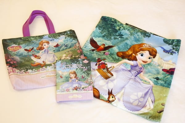 ディズニーランドホテル 特典 ちいさなプリンセス ソフィア オリジナル