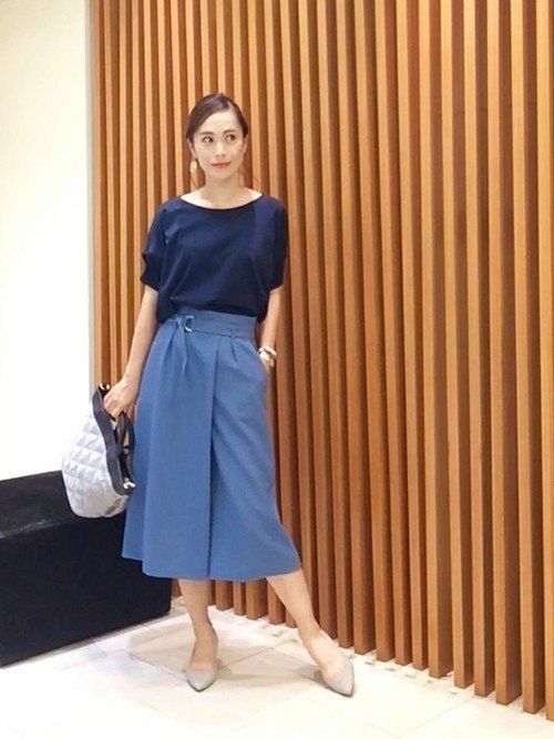 動きやすさときれいを両立！40代におすすめの「ガウチョパンツ」コーデ 