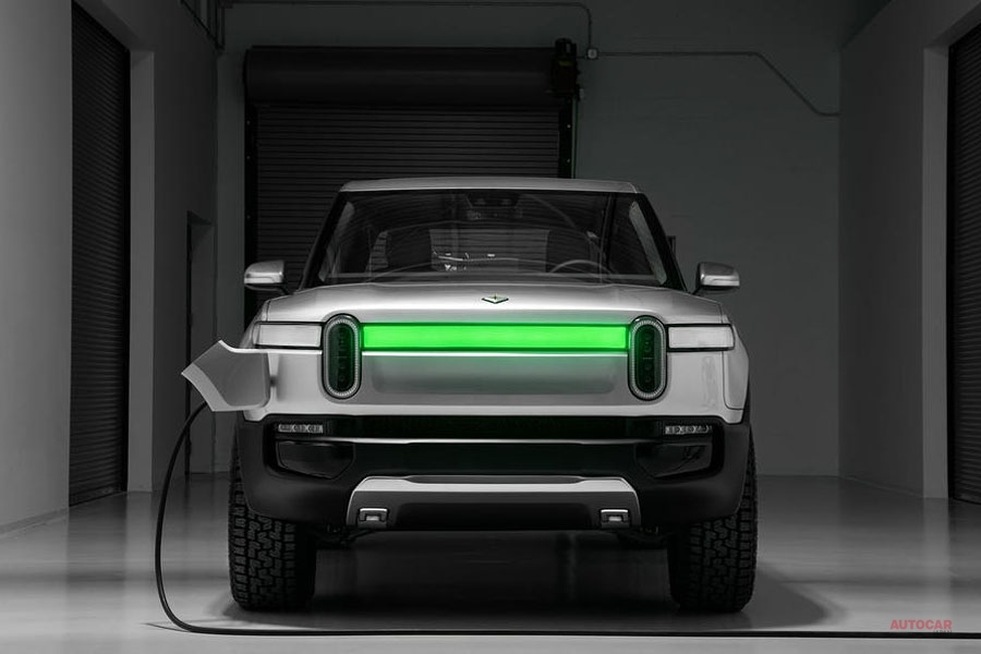 米国スタートアップ「リビアン」 電動ピックアップを公開（AUTOCAR JAPAN）