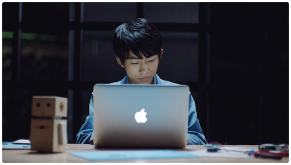 12インチMacBook、光るAppleロゴのMacBook Airが販売終了（iPhone Mania）