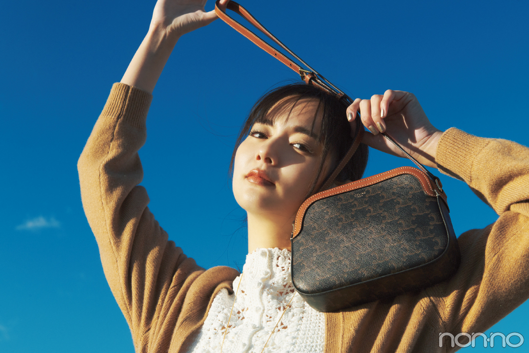 初めてのセリーヌなら、アーカイブのモノグラムを【20歳からの名品  