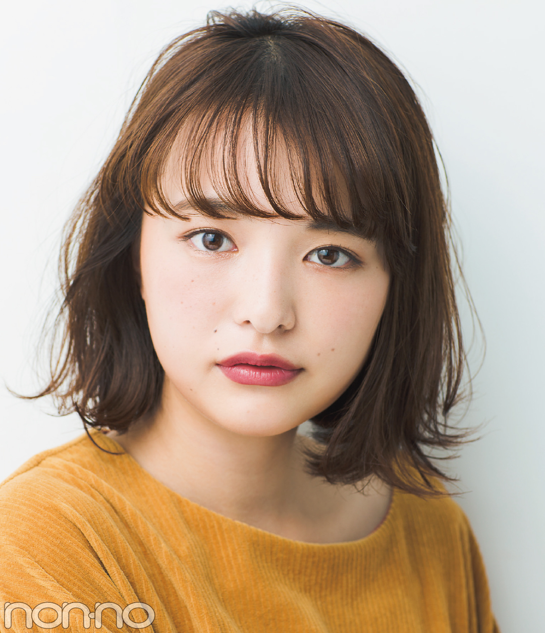 丸 顔 モデル