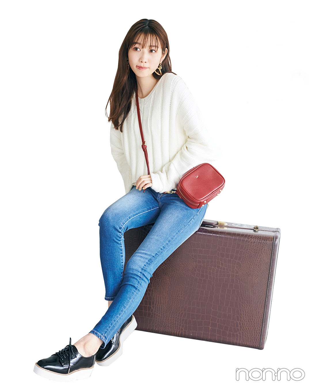 街撮りスキニー画像 スキニーデニムコーデまとめ10選☆ 2019年春夏はシンプル&女っぽく♡（non-no）