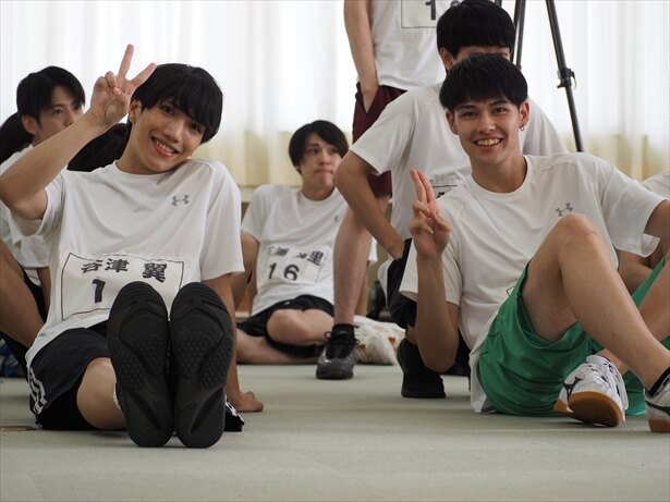 主役の椅子はオレの椅子 曽田陵介直筆サイン入りポスター 曽田陵介らが「キュンです」!! 緊張MAX審査とのギャップが楽しい