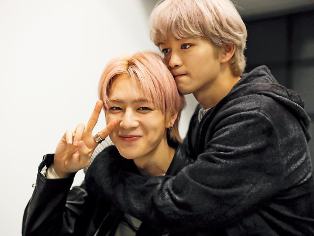 【INI】 ダイカットクッション　匠海/威尊/迅/理人/豊凡/雄大 INI】 ダイカットクッション 匠海/威尊/迅/理人/豊凡/雄大