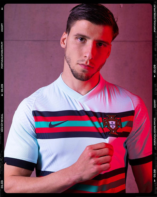 ポルトガル代表、EURO2020に向け「エレガントな」新ユニフォームを発表