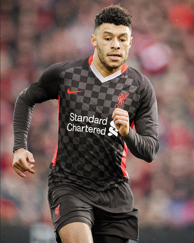 南野のリヴァプール、2020-21サードユニフォーム発表！チェックは