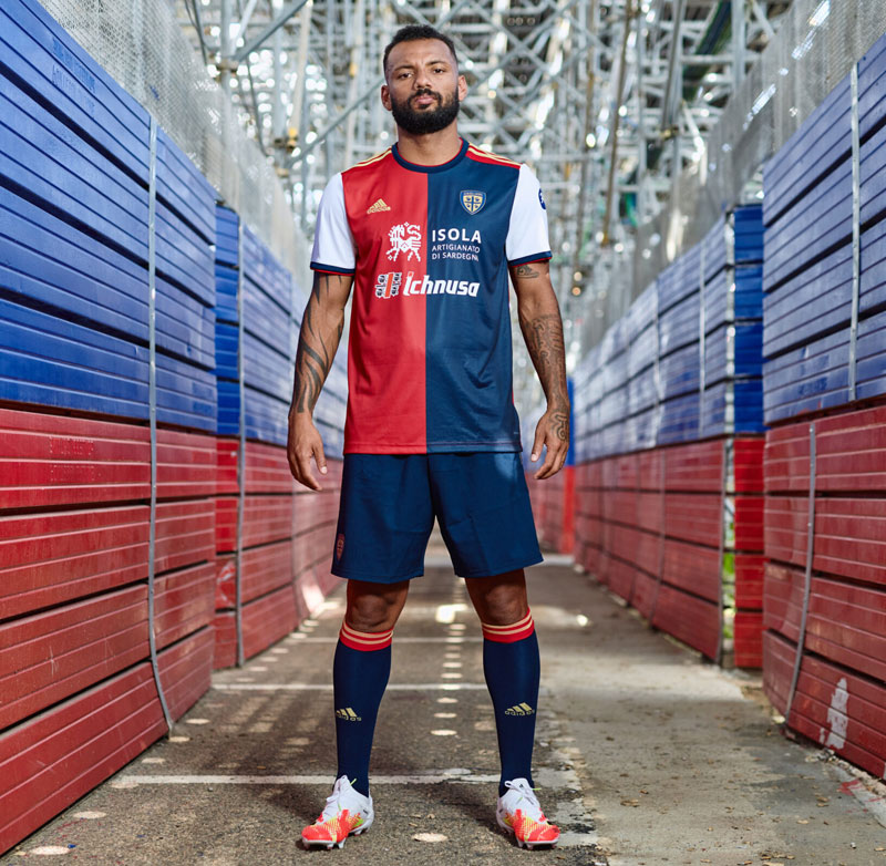 サッカー ユニフォーム カリアリ カリアリ 2021-22 ユニフォーム - ユニ11