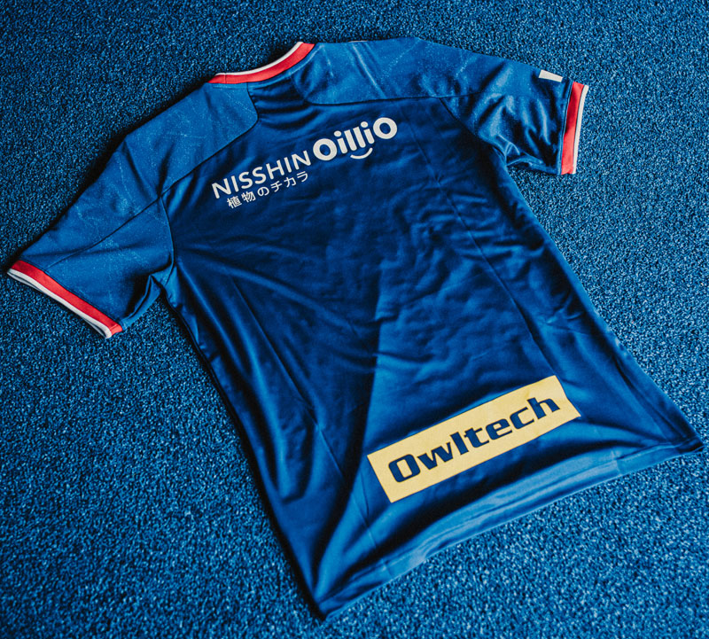 横浜F・マリノス、「象徴」をデザインの2021新ユニフォーム発表！選手