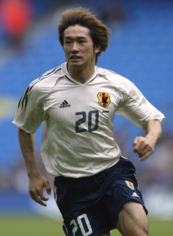日本代表の歴代ユニフォームを見る！2004-05「グラデーション