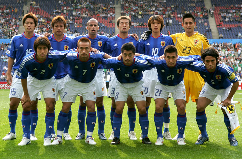 日本代表の歴代ユニフォームを見る！2004-05「グラデーションモデル