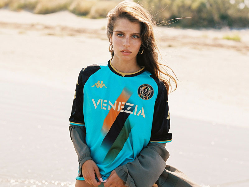 ヴェネツィア、21-22新サードユニフォーム発表！おしゃれな「アクア