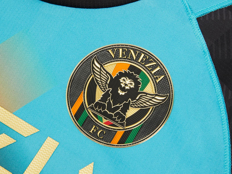 ヴェネツィア、21-22新サードユニフォーム発表！おしゃれな「アクア