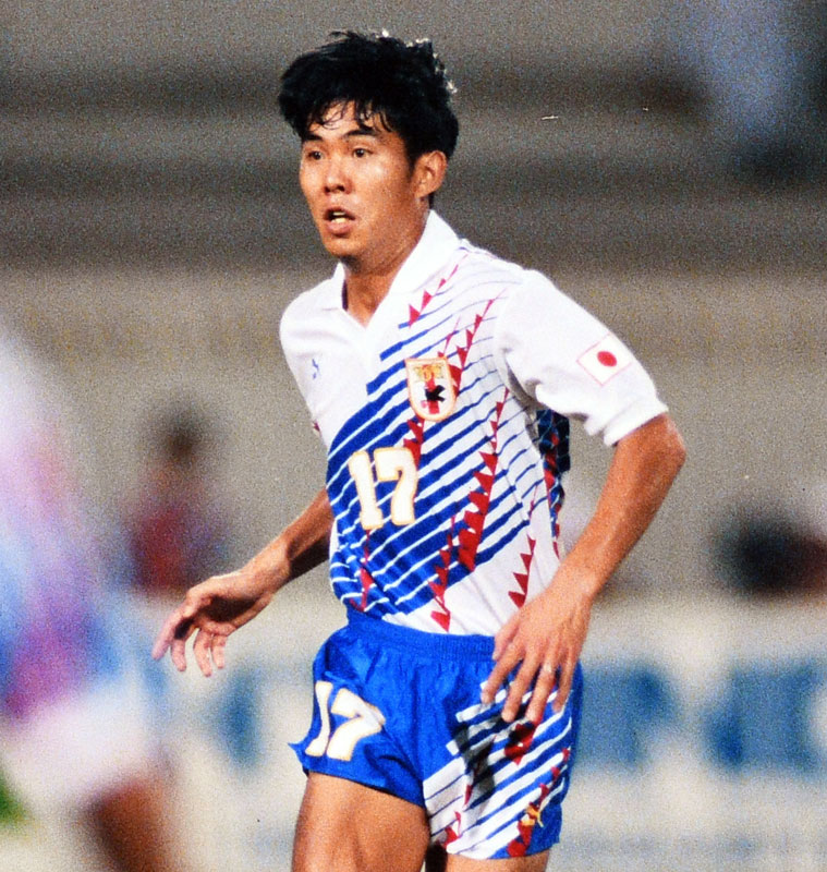 日本代表、敵地でのW杯予選で着た「アウェイユニフォーム」5選（Qoly）