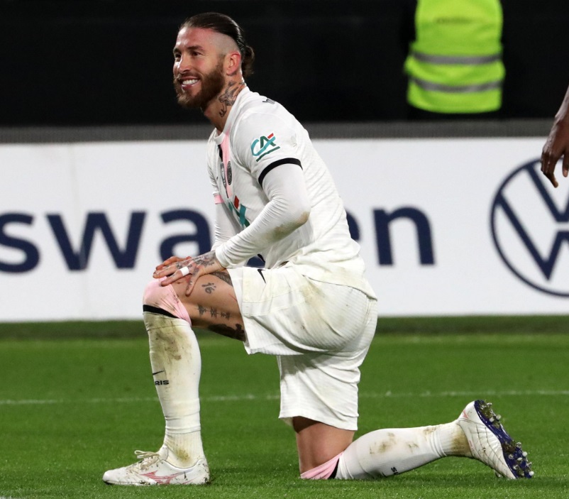 PSGセルヒオ・ラモス、また日本のスパイクを履く（Qoly）