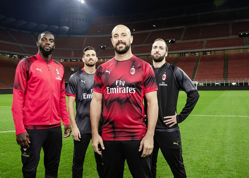 ミランがNEWトレーニングウェアを発表！ダズル迷彩調の個性派デザイン