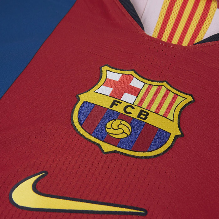 バルセロナ、98-99ユニフォームのリメイク版を発表！オリジナルの画像