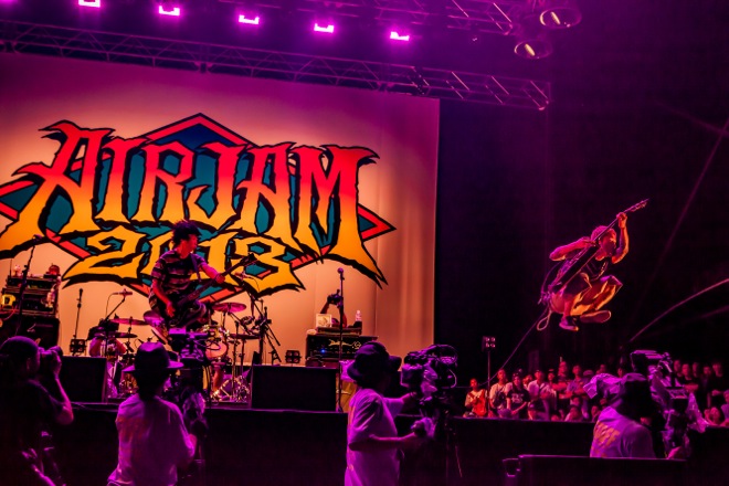 ライブレポート】ハイスタ主催＜AIR JAM 2018＞、全10バンド9時間の