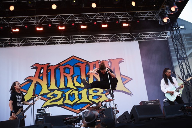 ライブレポート】ハイスタ主催＜AIR JAM 2018＞、全10バンド9時間の