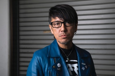 インタビュー】Ken Yokoyama、15年を物語るセルフコンピ盤完成「横山は