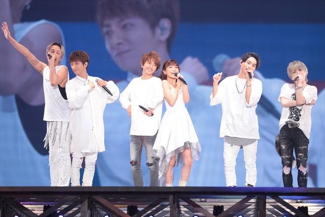AAA、生配信で見る＜COLOR A LIFE＞の魅力（BARKS）