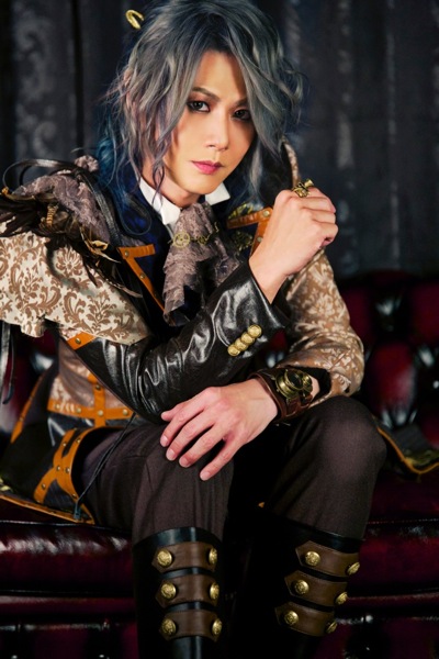 インタビュー】ALICE IN MENSWEAR、マスケラmichi.とラクリマ