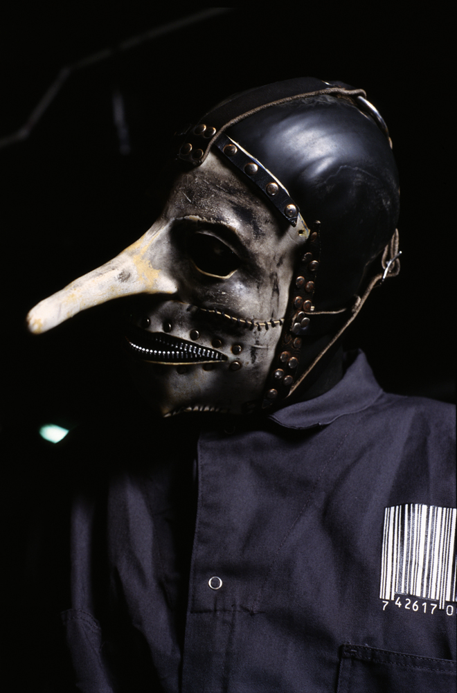 祝・新作発売コラム】スリップノット、マスクで紐解く衝撃の歴史