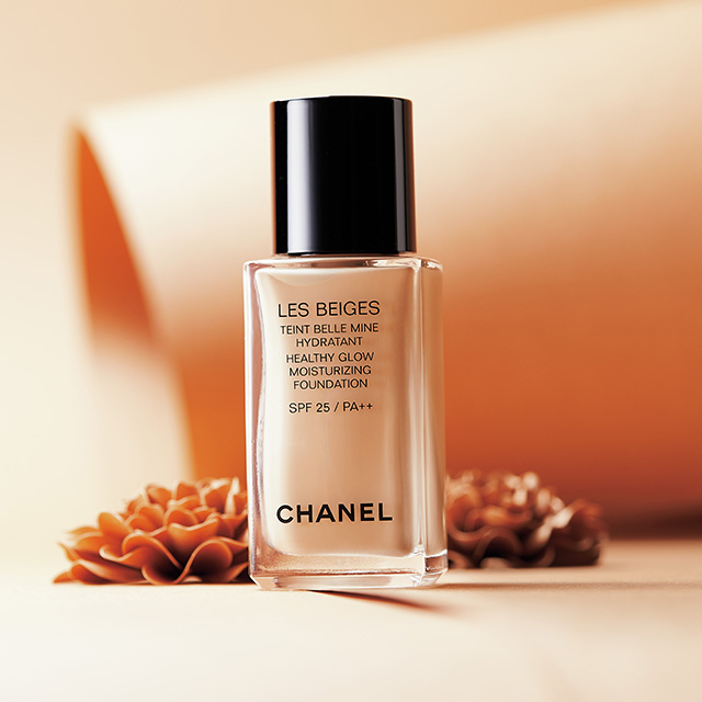 CHANEL リキッドファンデーション ファンデーション あなたはどっち派？ESTEE LAUDER・SUQQU・CHANEL・bareMinerals