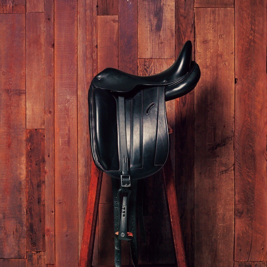 エルメスでパーソナルオーダーできる乗馬用の鞍【オーダーメイド