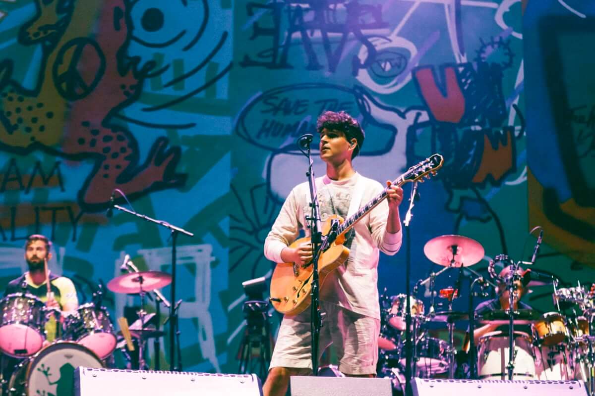 振り返るフジロック2018｜Vampire Weekend（Qetic）