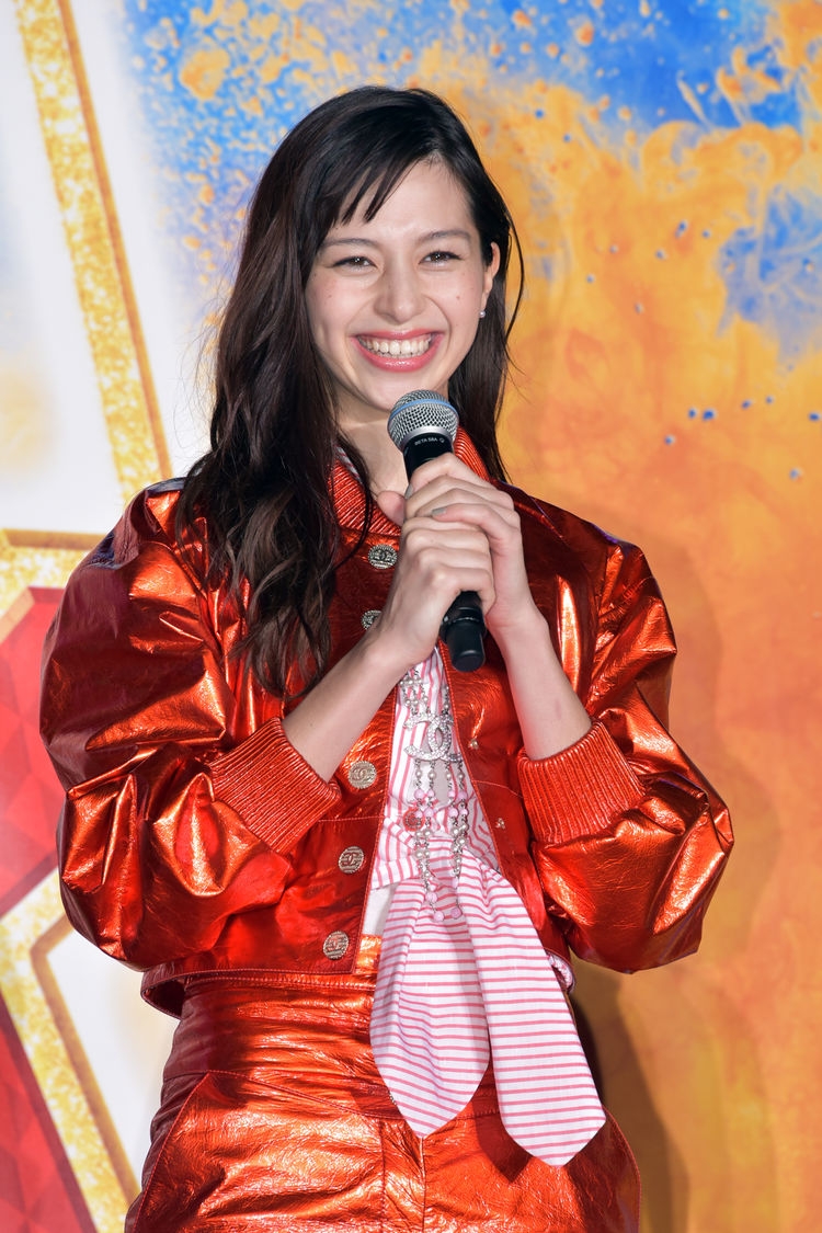 一条崎 ニセコイ」タライ落とし受けた中島健人が「みんな、落としていいのは恋だけだよ」（映画ナタリー）