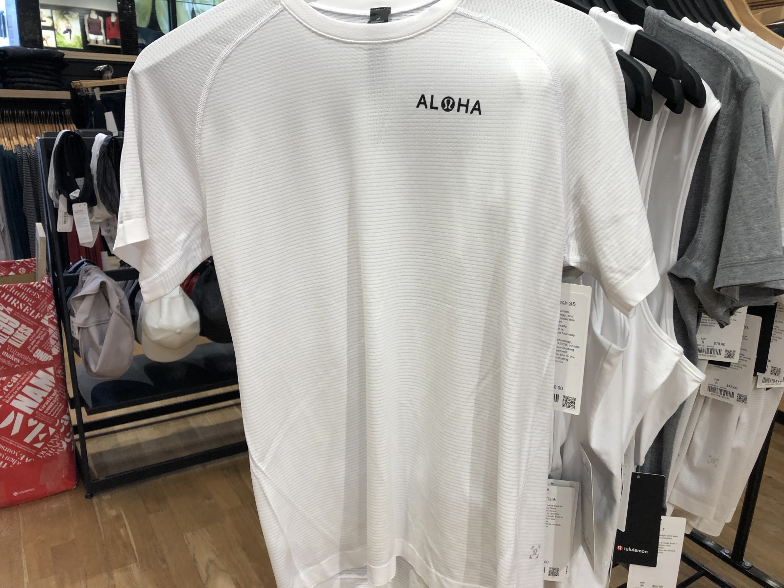 Lululemon ハワイ限定ジャケット lululemon（ワイキキ）でハワイ限定デザインをget☆ | uklog