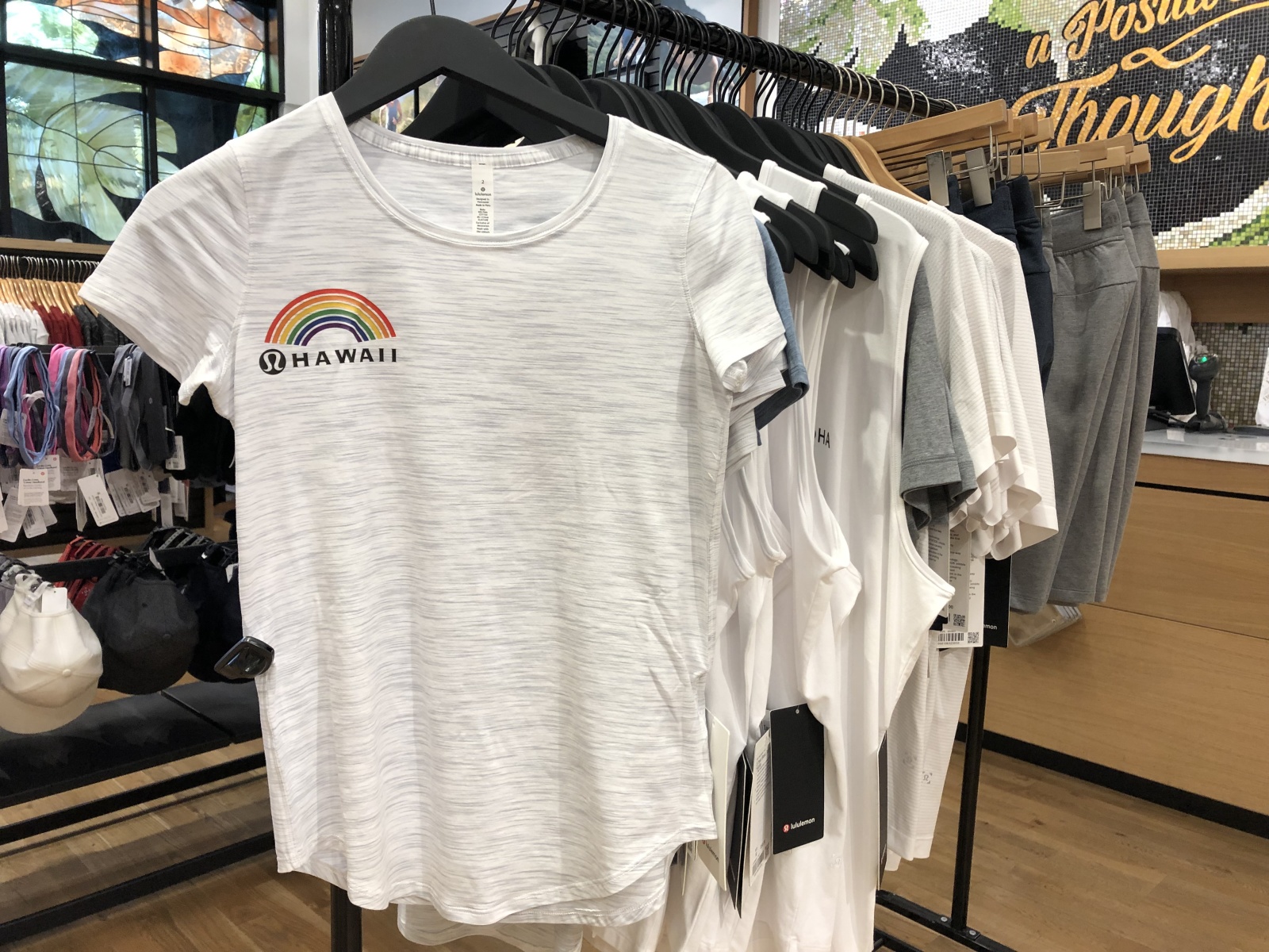 数時間で完売！？「lululemon」のハワイ限定アイテム【ハワイ